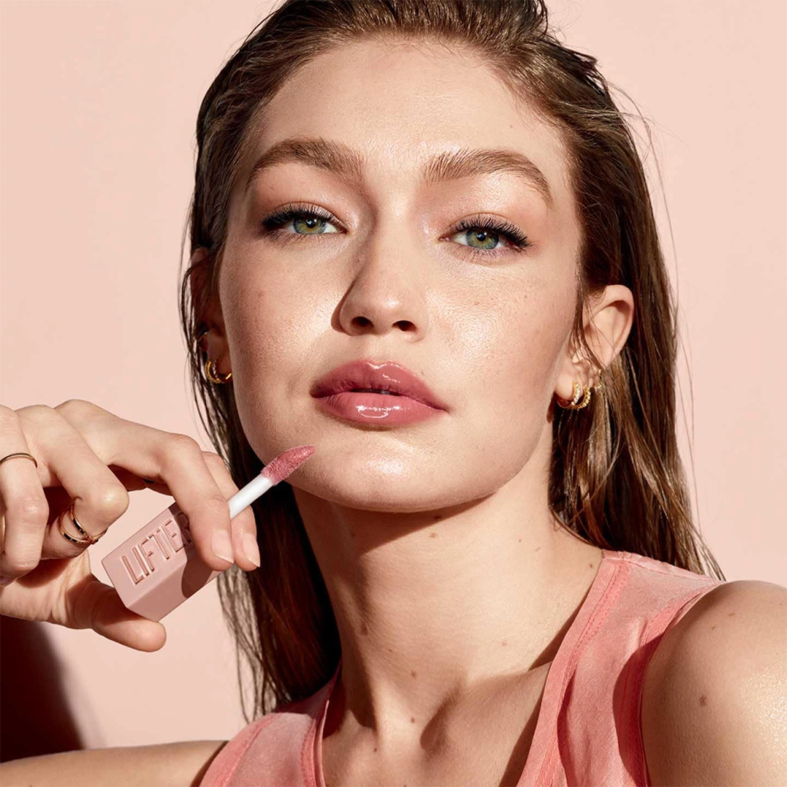 Maybelline Lifter Gloss 003 Moon high shine lip look
